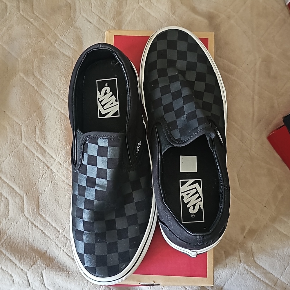 Black checker vans
